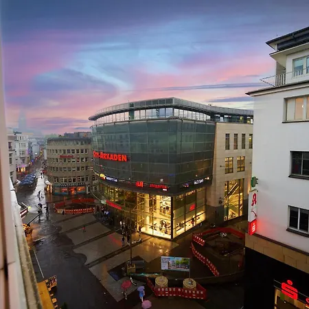Stylish And Modern 2-Room Apartment In Wuppertal City Center Exterior photo