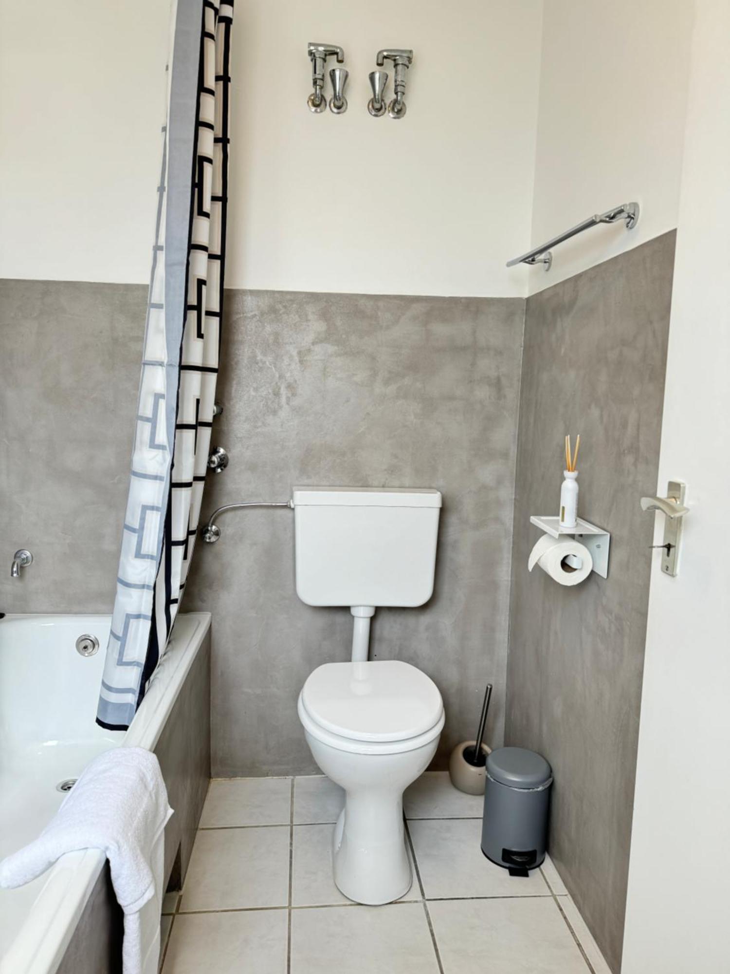 Apartment Stylish And Modern 2-room In Center Wuppertal