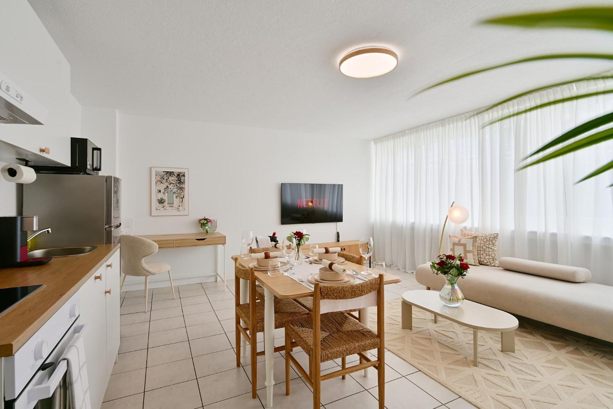 Stylish And Modern 2-room In Center Wuppertal