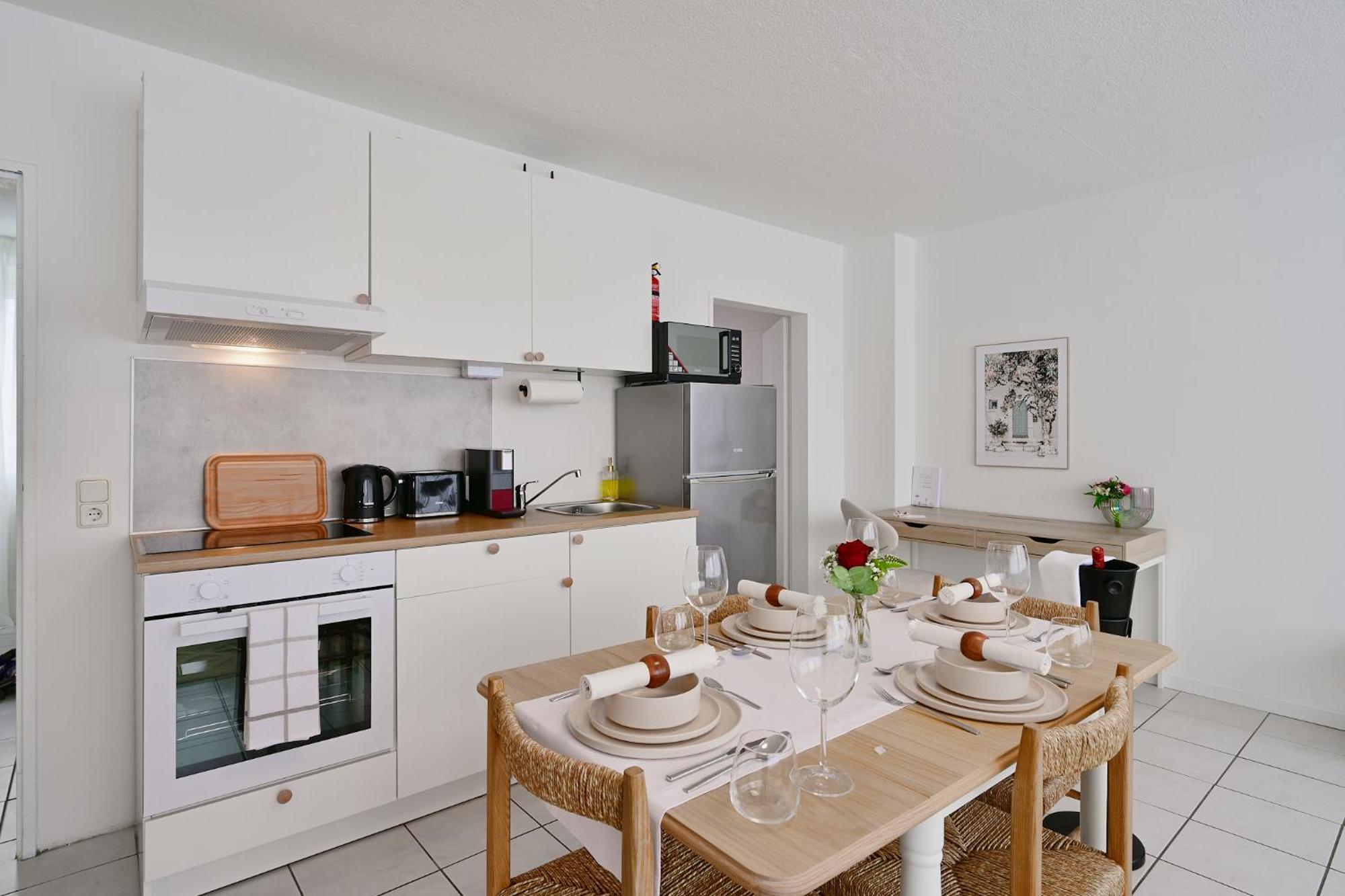 Stylish And Modern 2-room In Center *